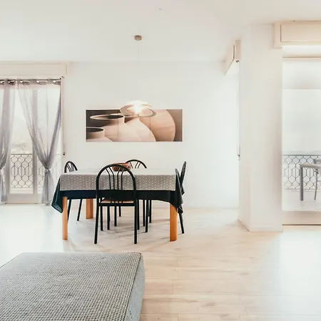 Three Lakes - Lakeside Srl L&b شقة